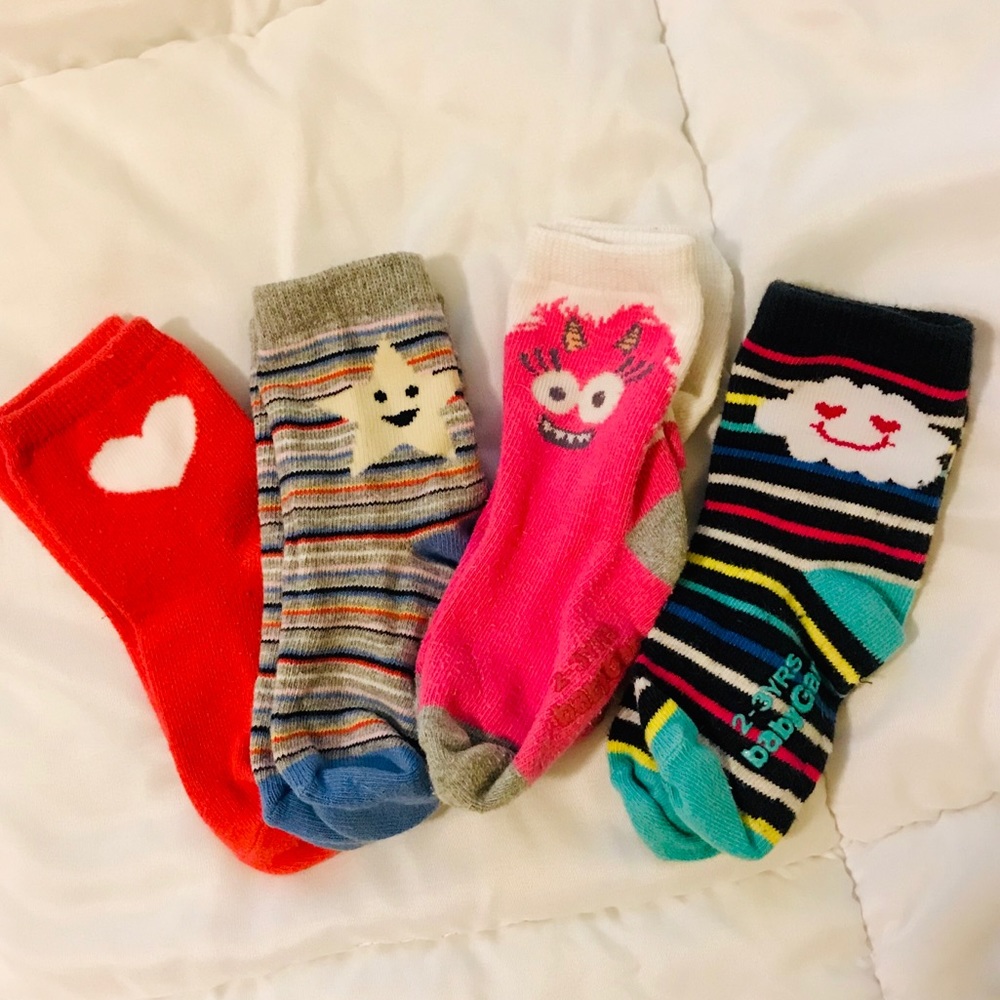 4 Pair Happy Toddler Socks Age 2 to 3 Baby Gap